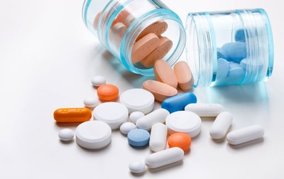 药品价格喜忧参半 抗癌药降价带来希望，感冒药涨价增添日常负担